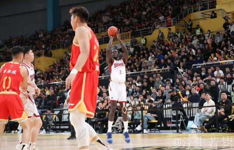 山西74-88广厦3坏消息!外援喜欢单干,无一号位,本土球员实力差 山西74-88广厦3坏消息!外援喜欢单干,无一号位,本土球员实力差