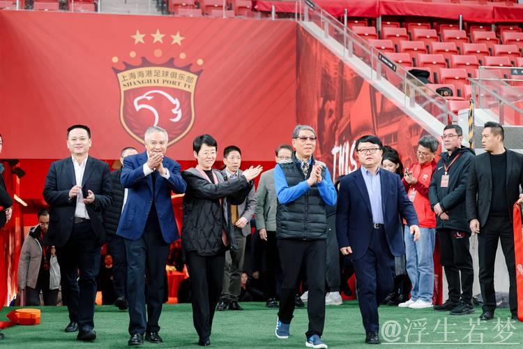 中足联年度颁奖盛典,三级联赛焕新仪式感 中足联年度颁奖盛典,三级联赛焕新仪式感